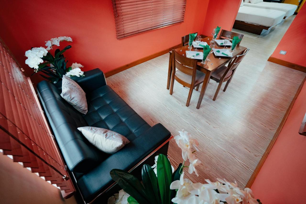 Runway Hotel Piarco Dış mekan fotoğraf